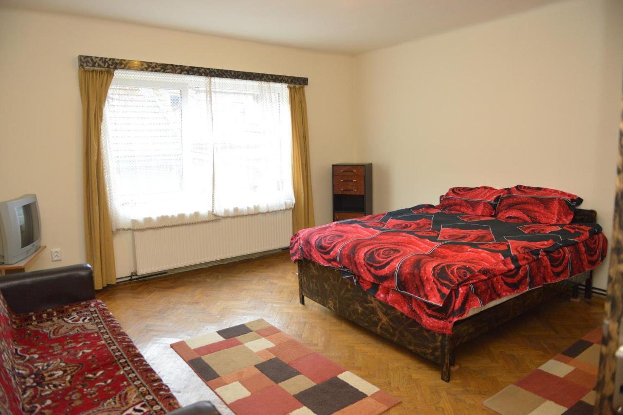 Apartament Oana Braşov Eksteriør billede